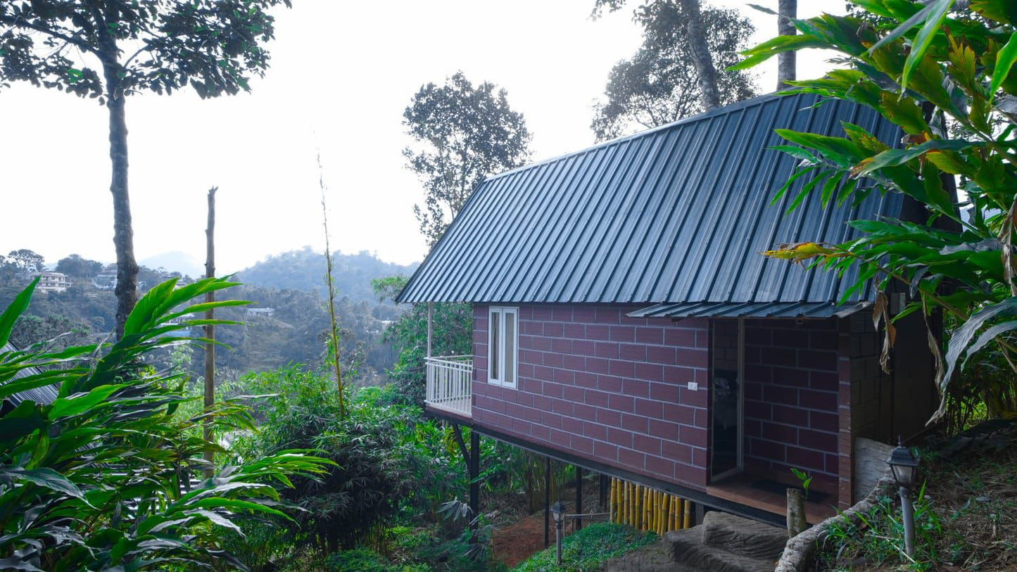 Luxury 4BHK Villa with Private Pool in Munnar – Family & Group Retreat