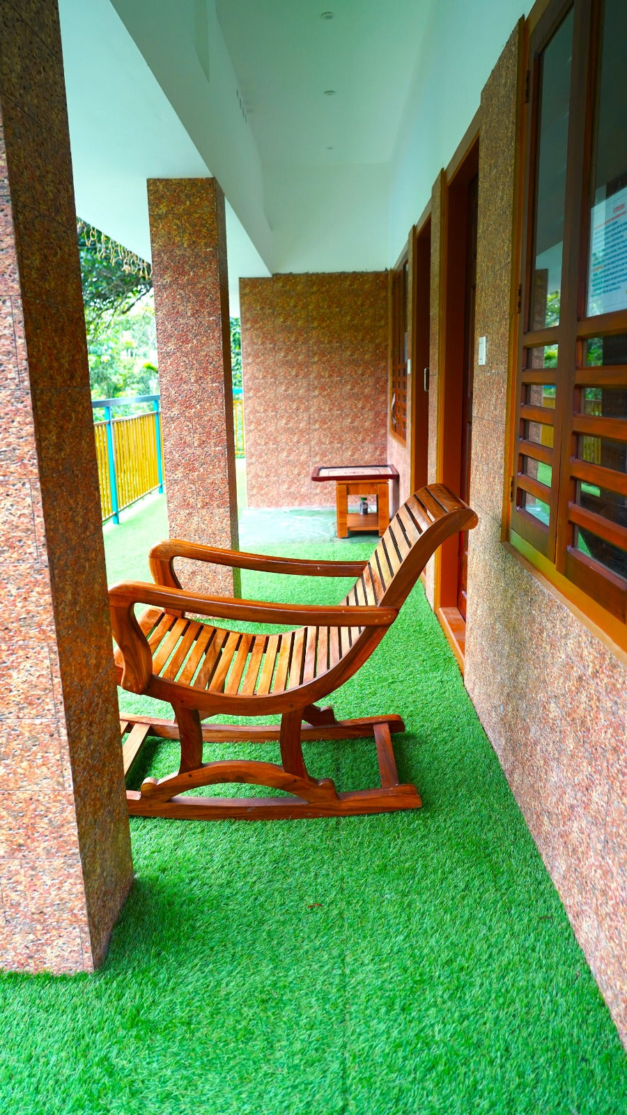 Deluxe 5BHK Pool Villa in Munnar – Luxury Family & Group Stay