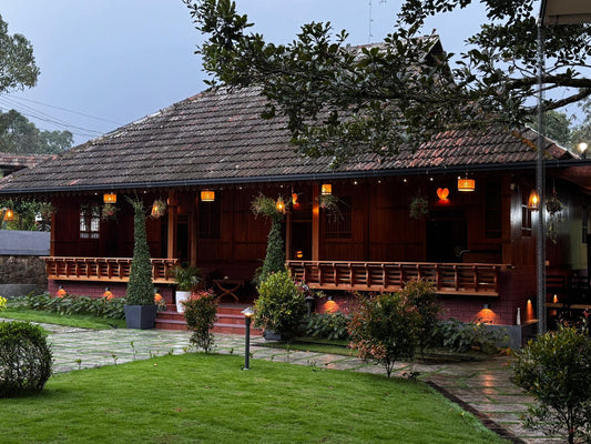 Heritage 5BHK Pool Villa in Manakulam, Munnar – Classic Kerala Style