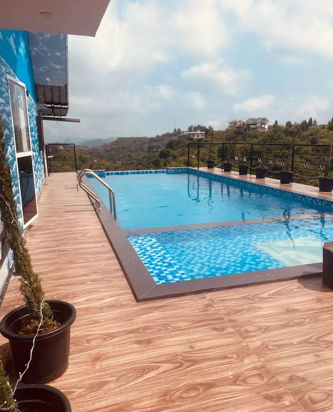 Luxury 5BHK Pool Villa in Vagamon – Large Family & Group Retreat
