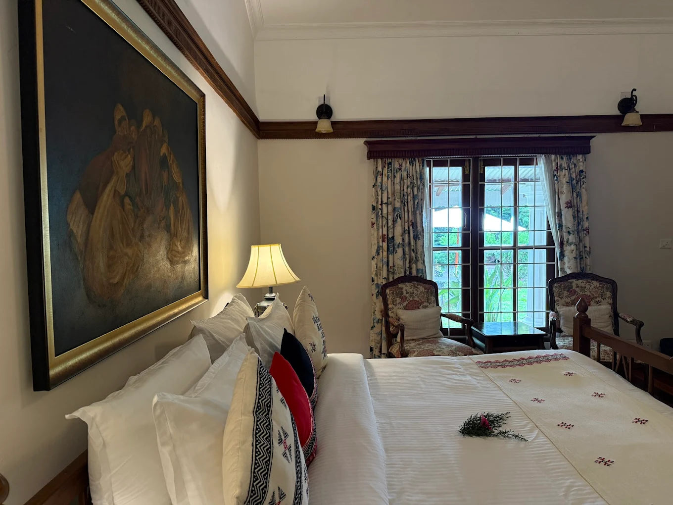 Marli Hill Bungalow - Colonial Heritage Stay in Ooty