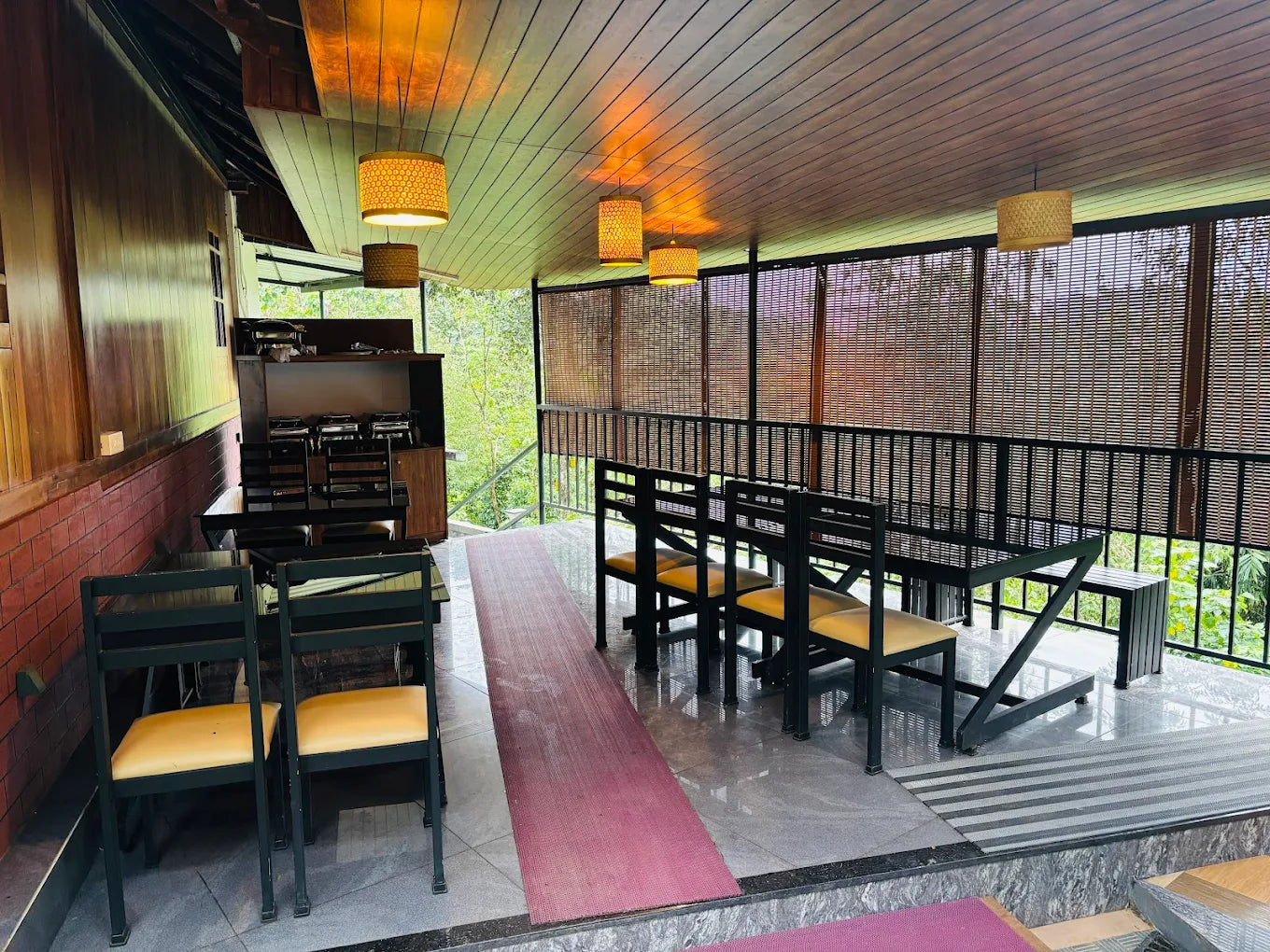 Heritage 5BHK Pool Villa in Manakulam, Munnar – Classic Kerala Style