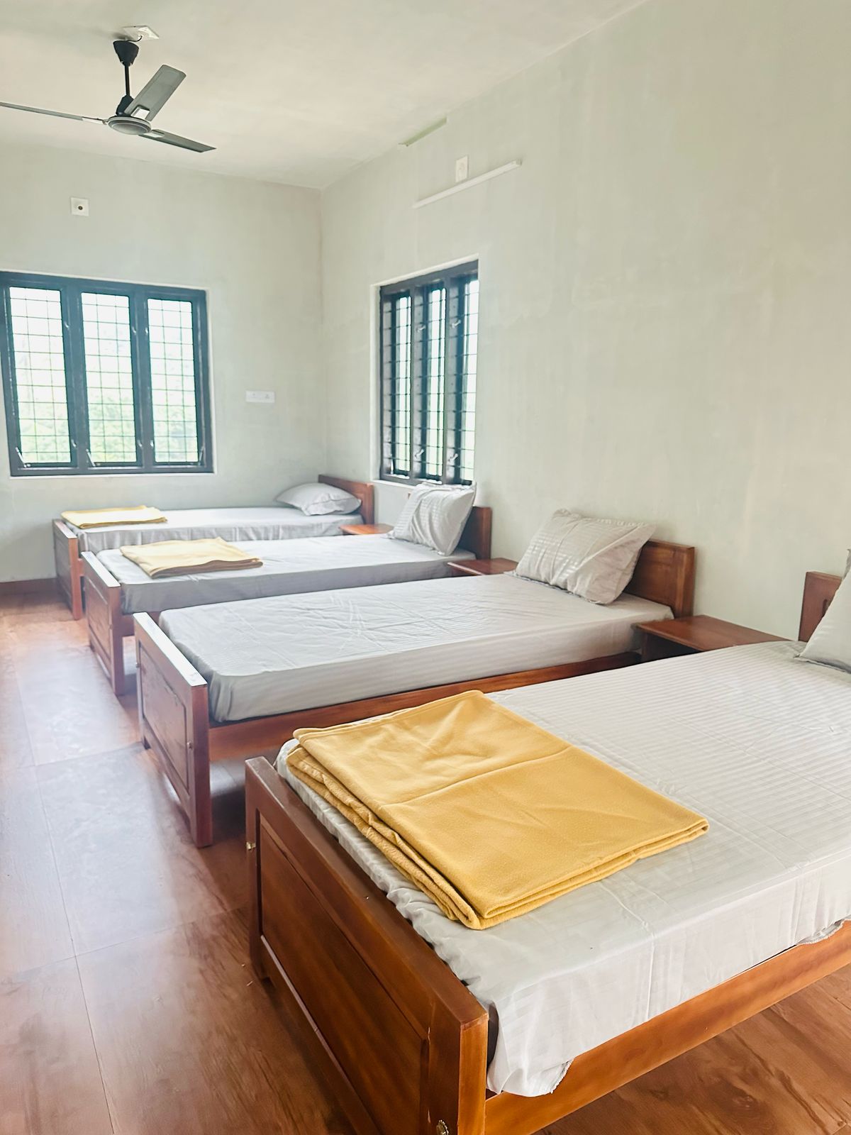 Vagamon Family Villa: 2 Rooms + Dorm & Private Pool Retreat